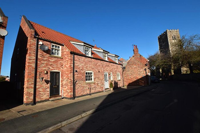 3 Bedroom Semi-Detached House To Rent In Foundry Garth, Burton Pidsea, HU12