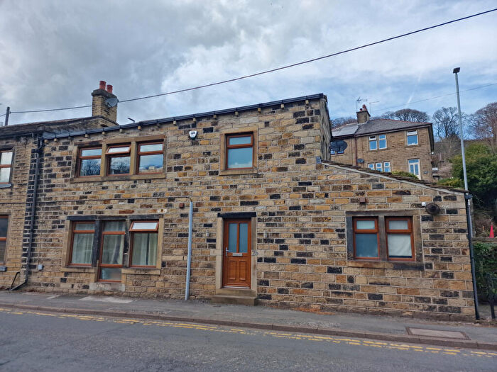1 Bedroom End Of Terrace House To Rent In Woodhead Road, Holmfirth, HD9