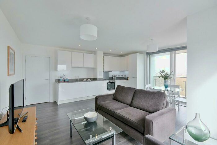2 Bedroom Flat To Rent In Uncle New Cross, Batavia Road, London, SE14
