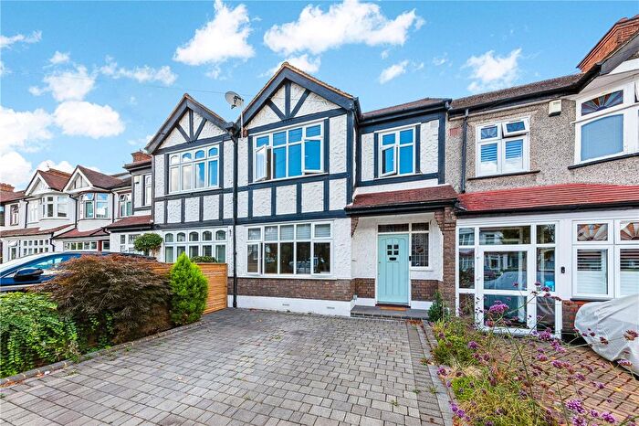 3 Bedroom Terraced House For Sale In Merlin Grove, Beckenham, BR3