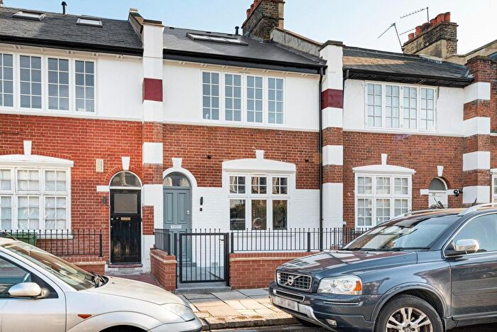 4 Bedroom Terraced House For Sale In Racton Road, Fulham, SW6