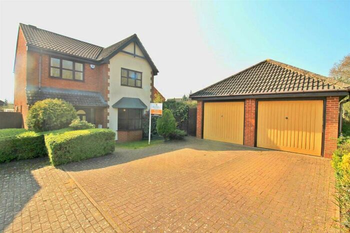 4 Bedroom Detached House To Rent In Howe Rock Place, Tattenhoe, Milton Keynes, MK4