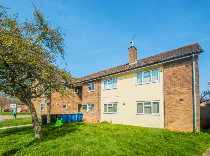2 Bedroom Apartment To Rent In Sharpecroft, Harlow, CM19
