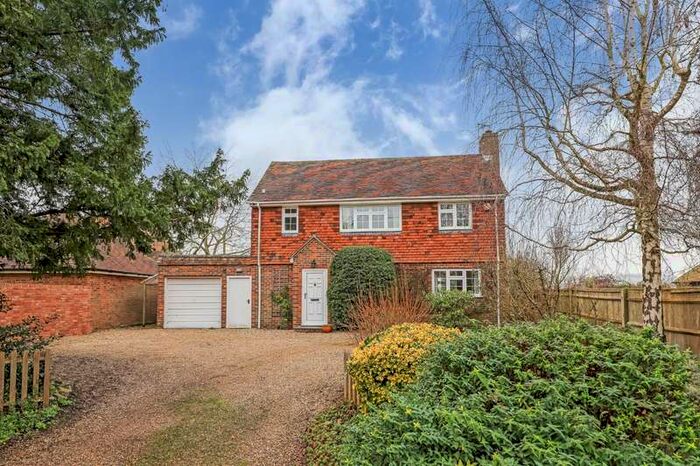3 Bedroom Detached House For Sale In Yew Tree House, 323 Lower Road, Charlton All Saints, Salisbury, Wiltshire, SP5