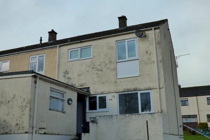 2 Bedroom Property To Rent In Bro Myrddin, Carmarthen, Carmarthenshire, SA31