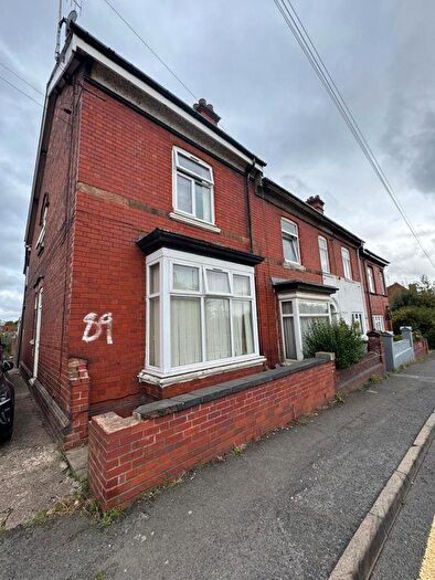 3 Bedroom End Of Terrace House To Rent In New Road, Dudley, DY2
