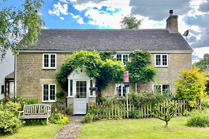 5 Bedroom Detached House For Sale In Sawyers Hill, Minety, SN16