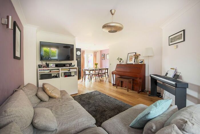 3 Bedroom Terraced House To Rent In Isabella Place, Kingston Upon Thames, KT2