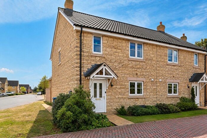 3 Bedroom Semi Detached House For Sale In Florey Place Aston, Aston, Bampton, Oxfordshire, OX18