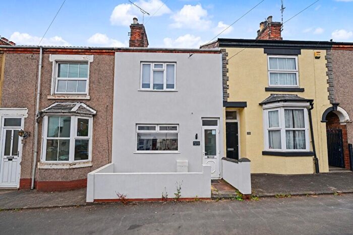 3 Bedroom Terraced House To Rent In South Street, Rugby, CV21