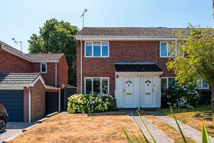 2 Bedroom End Of Terrace House For Sale In Mercury Gardens, Hamble, SO31