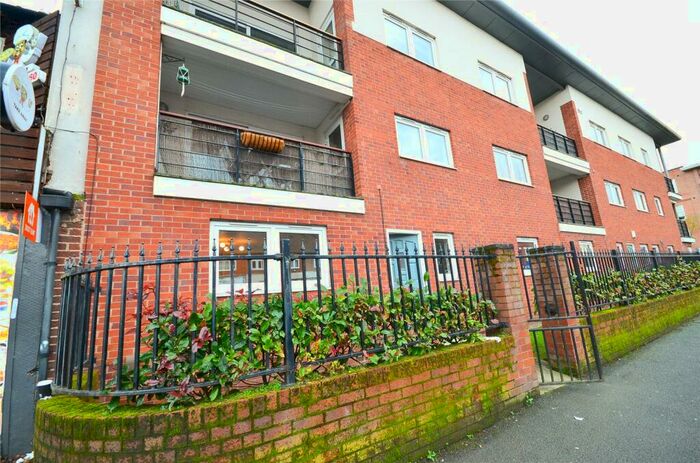 1 Bedroom Apartment To Rent In Central Road, Didsbury, Manchester, M20