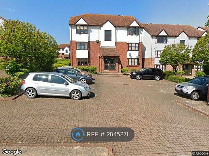 Studio To Rent In Chalice Way, Greenhithe, DA9