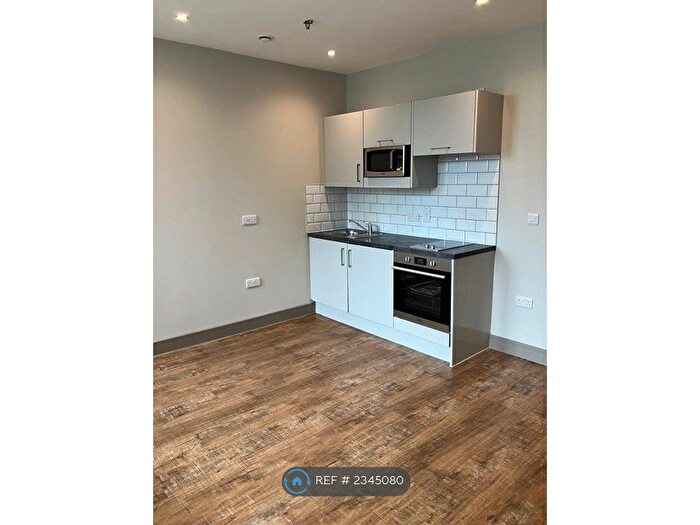 Studio To Rent In Week Street, Maidstone, ME14