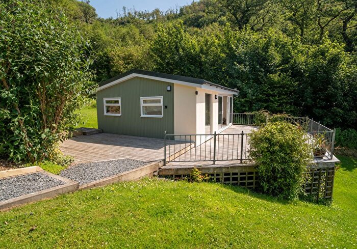 2 Bedroom Lodge For Sale In Aberdovey, LL35