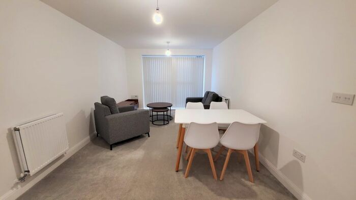 1 Bedroom Flat To Rent In Belgrave Middleway, Birmingham City Centre, B5