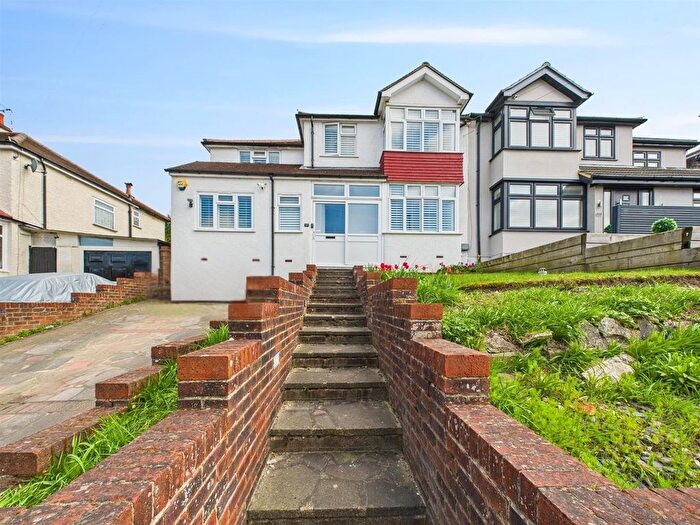 4 Bedroom Semi Detached House For Sale In Rickman Hill, Coulsdon, CR5