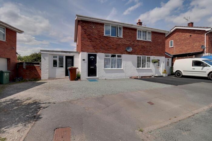 2 Bedroom Semi-Detached House To Rent In Geneshall Close, Stafford, ST20