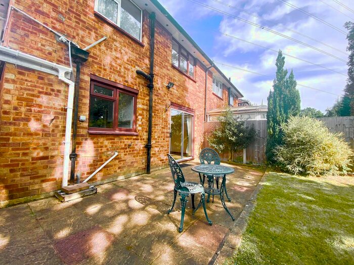 3 Bedroom Property To Rent In Black Boy Wood, Bricket Wood, St Albans, AL2