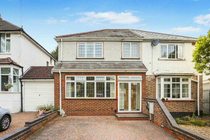 3 Bedroom Semi-Detached House To Rent In Windborough Road, Carshalton, SM5