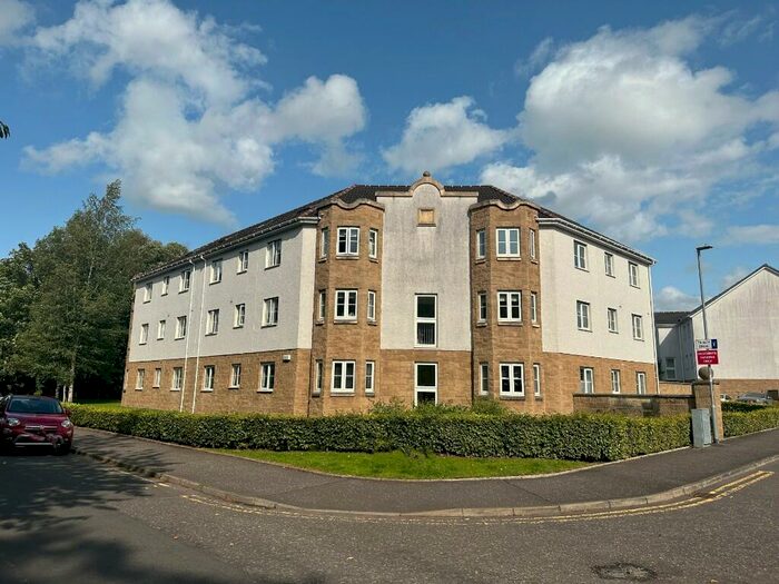 3 Bedroom Flat To Rent In Trinity Drive, Glasgow, G71
