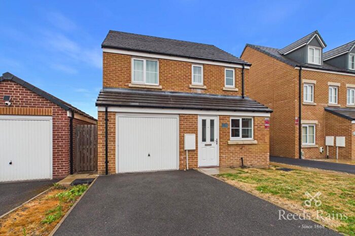 3 Bedroom Detached House To Rent In Rotary Drive, Morley, Leeds, LS27