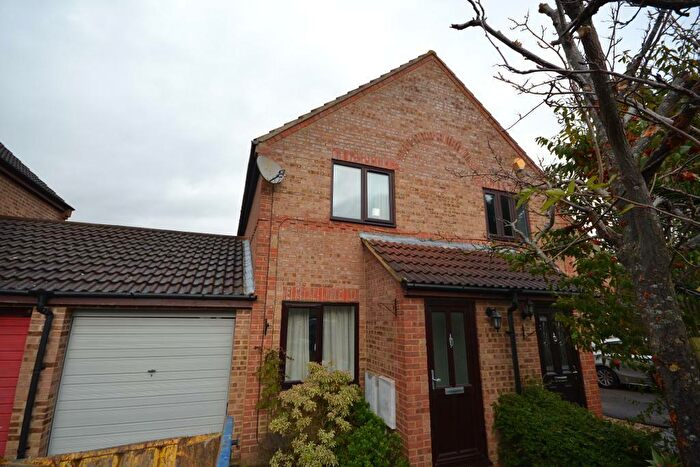 2 Bedroom Semi-Detached House To Rent In Holst Crescent, Browns Wood, Milton Keynes, Buckinghamshire, MK7