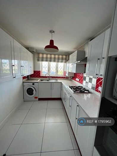 4 Bedroom Terraced House To Rent In Lee Conservancy Road, London, E9