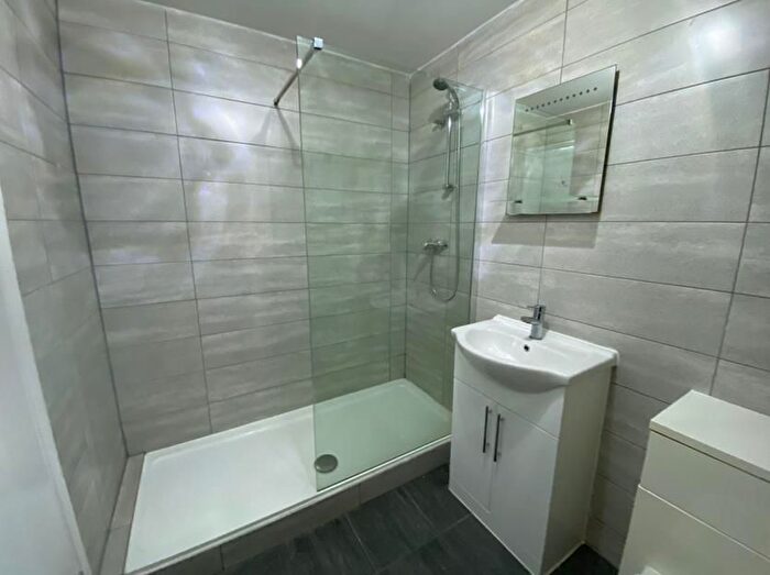 1 Bedroom Flat To Rent In Market Place, Romford, RM4