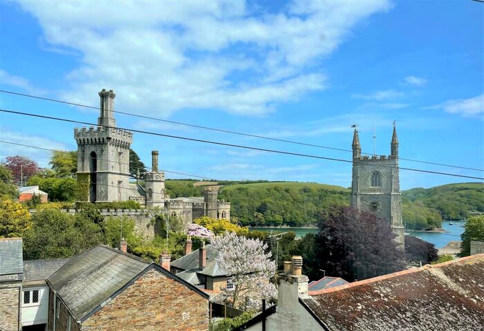 4 Bedroom House For Sale In Lostwithiel Street, Fowey, PL23