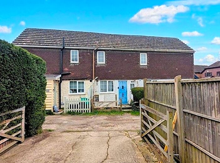 3 Bedroom Terraced House For Sale In Yew Tree Cottages, Kent, TN8