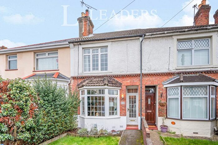2 Bedroom Terraced House To Rent In Manor Road North, SO19