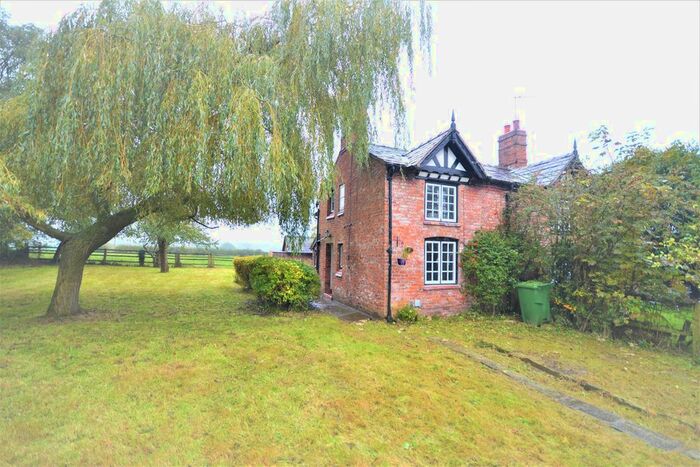 2 Bedroom Semi-Detached House To Rent In Bostock Green, Bostock, Middlewich, CW10