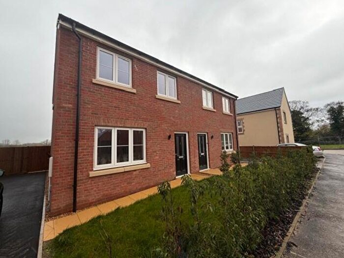 3 Bedroom Semi-Detached House To Rent In Wagtail Road, Downham Market, PE38