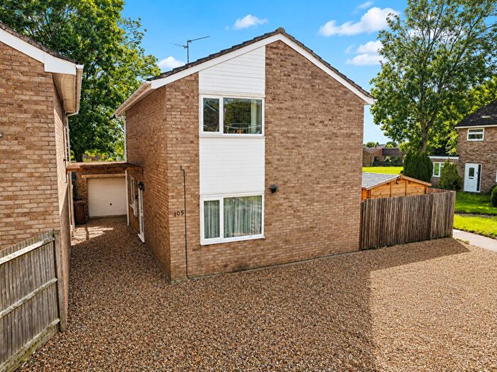 3 Bedroom Detached House For Sale In Obelisk Rise, Kingsthorpe, Northampton, NN2