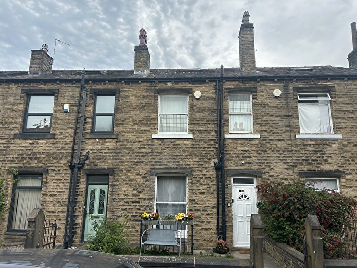 6 Bedroom Property For Sale In Armitage Road, Birkby, Huddersfield, West Yorkshire, HD2