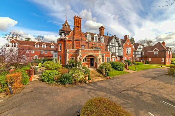 3 Bedroom Mews For Sale In Roxley Manor, Willian, SG6