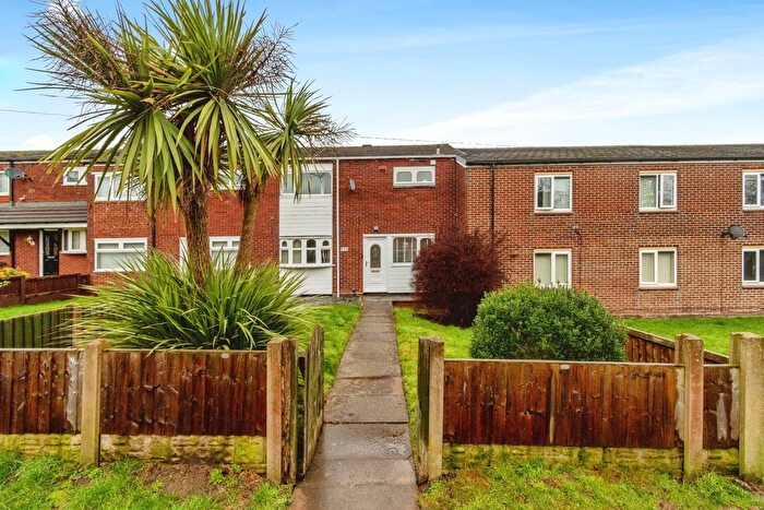 3 Bedroom Terraced House For Sale In Lewis Close, Willenhall, West Midlands, WV12