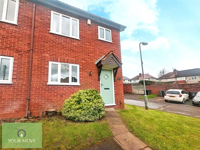 2 Bedroom Detached House To Rent In The Grove, Northfield, Birmingham, West Midlands, B31