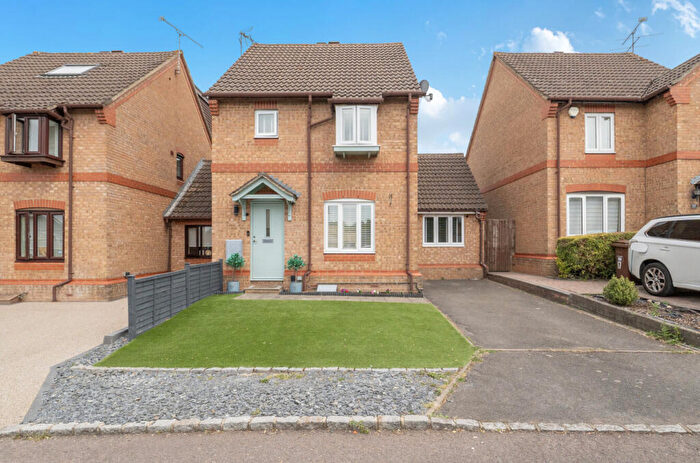 3 Bedroom Detached House For Sale In Astra Mead, Winkfield Row, Bracknell, RG42