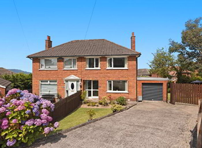 3 Bedroom Semi-Detached House For Sale In Delamont Park, Belfast, BT6