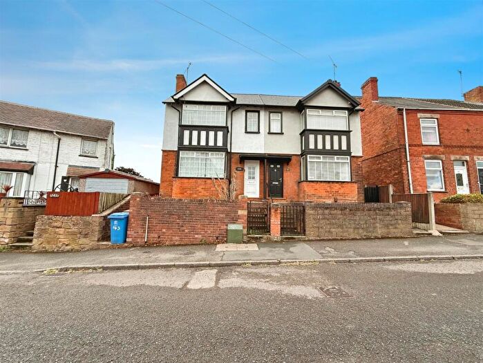 3 Bedroom Semi-Detached House To Rent In Westfield Lane, Mansfield, NG19