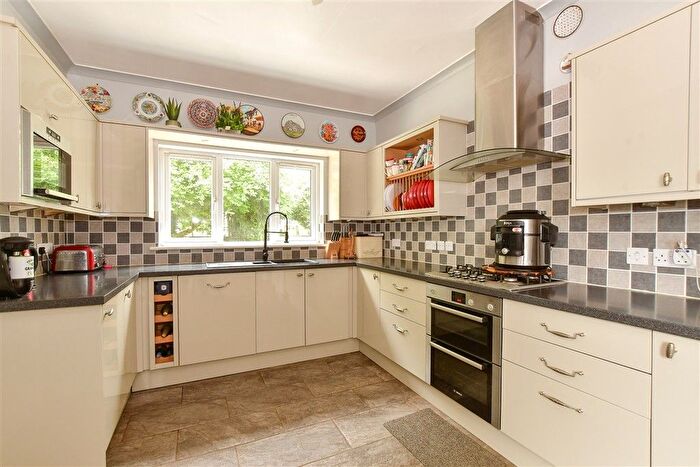 3 Bedroom Detached House For Sale In Main Road, Whiteley Bank, Isle Of Wight, PO38
