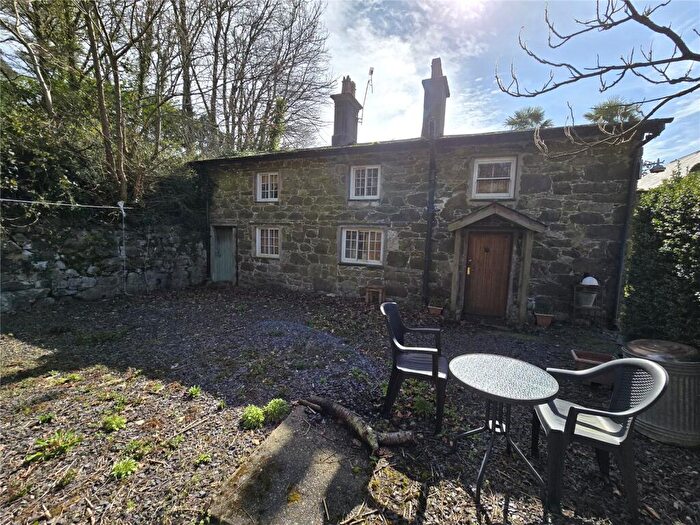 3 Bedroom Detached House For Sale In Clynnog Road, Caernarfon, Gwynedd, LL54