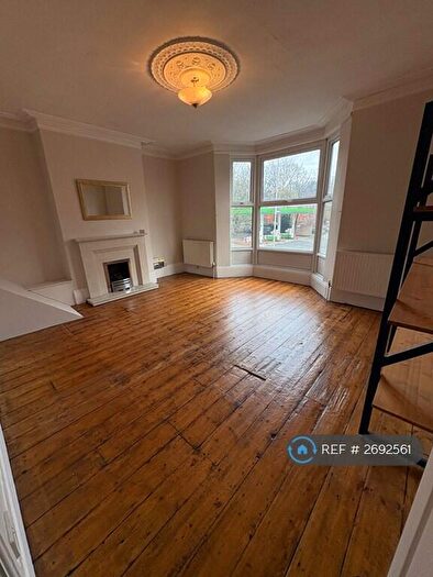 3 Bedroom Flat To Rent In St Michael's, Liverpool, L17