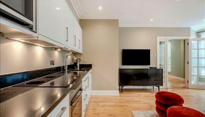 1 Bedroom Flat To Rent In Grosvenor Hill, London, W1K