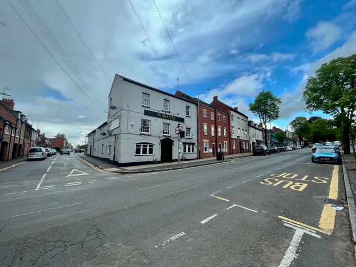 Studio To Rent In West Street, Warwick, CV34