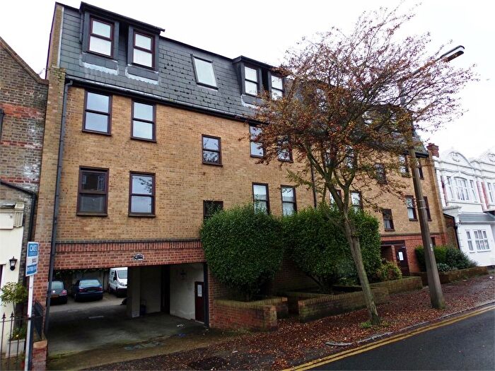 1 Bedroom Flat To Rent In Glendale Mews, Leigh On Sea, Leigh On Sea, SS9