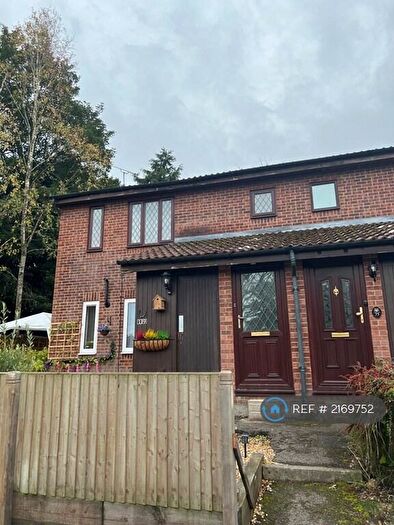 Studio To Rent In Trefoil Close, Waterlooville, PO7