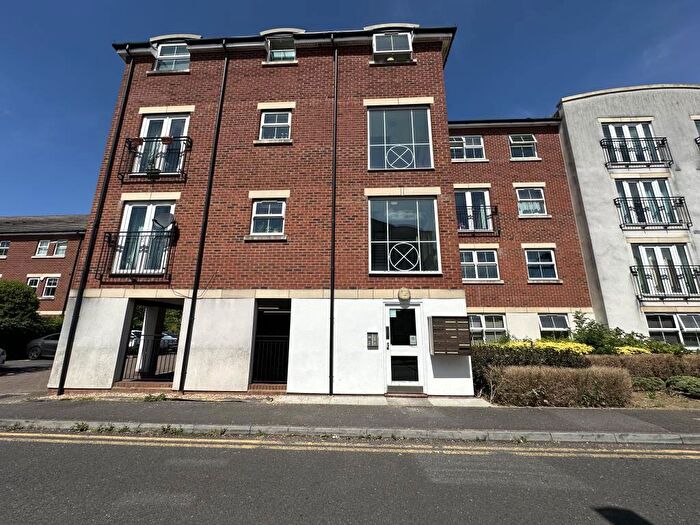 2 Bedroom Apartment For Sale In Tobermory Close, Slough, Berkshire, SL3